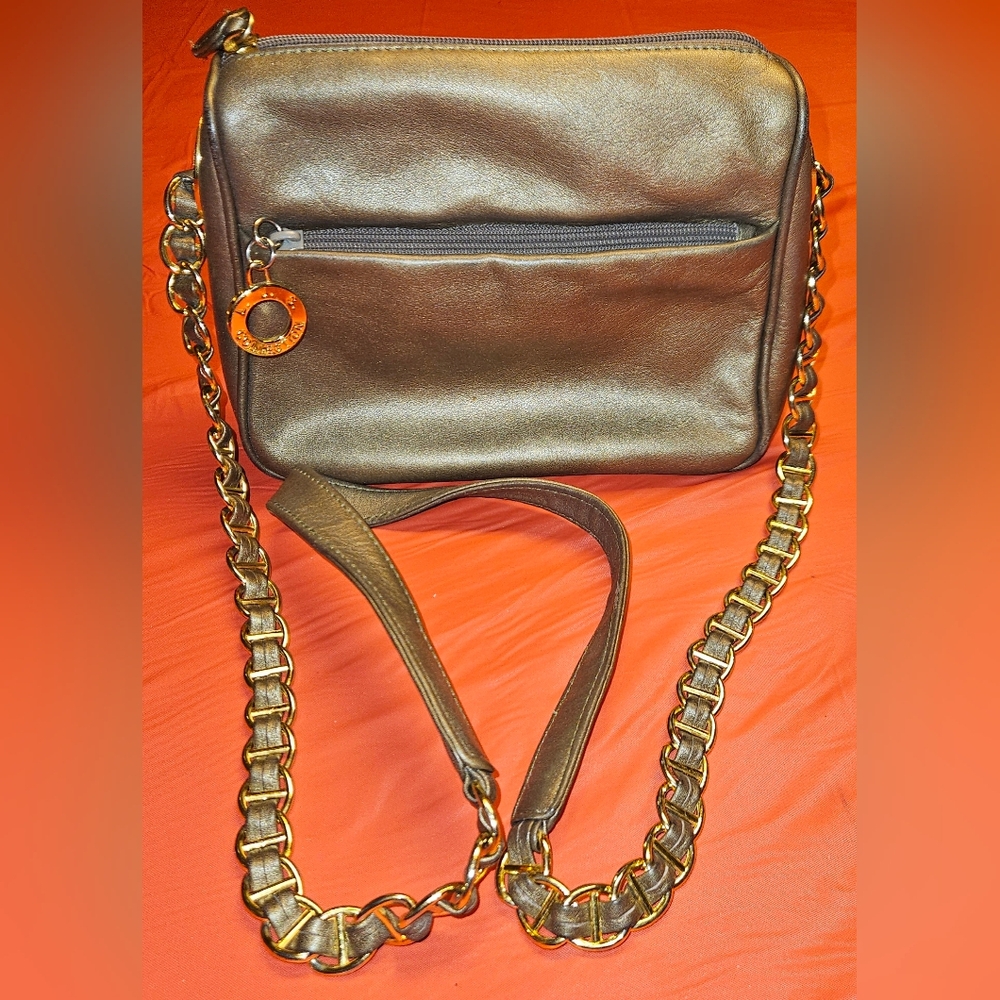 L.J.S. Collection Metallic Gold/Bronze Crossbody w/Chain/Leather Combo Strap EUC